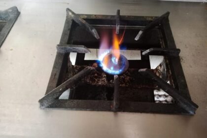 Commercial burner running a clean blue flame after service